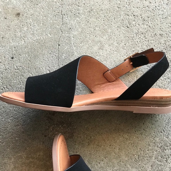 City Class Pillar Black Mini Wedge Comfort Sandal - Picture 7 of 8